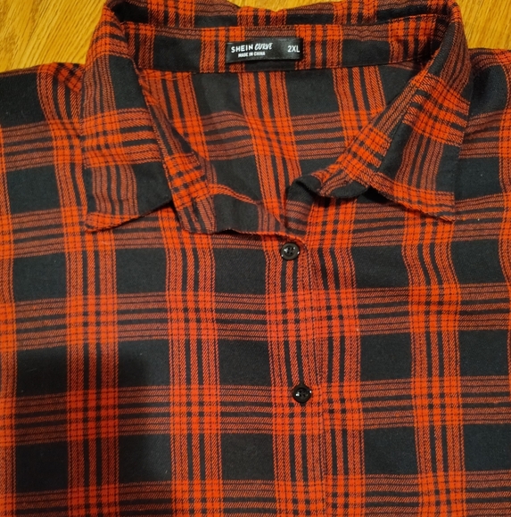 Shein Curve Plaid Top - Picture 2 of 4